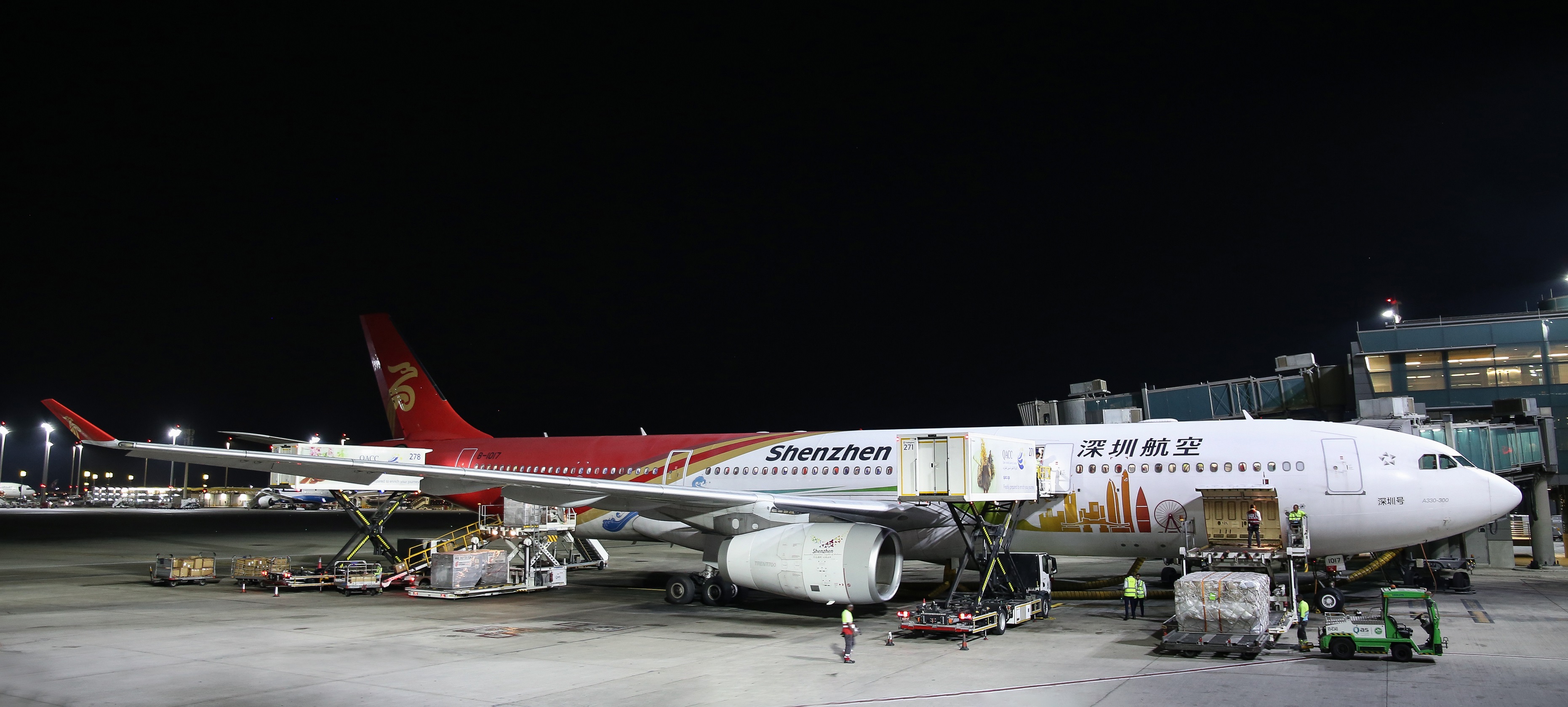 Shenzhen Airline at DOH